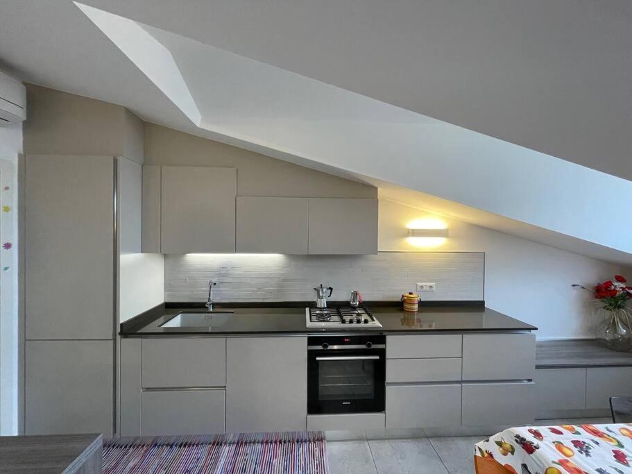 Elia Loft Apartment Riva del Garda Bagian luar foto